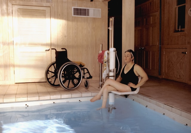 Hydrotherapy pool